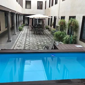 Isa Apartment