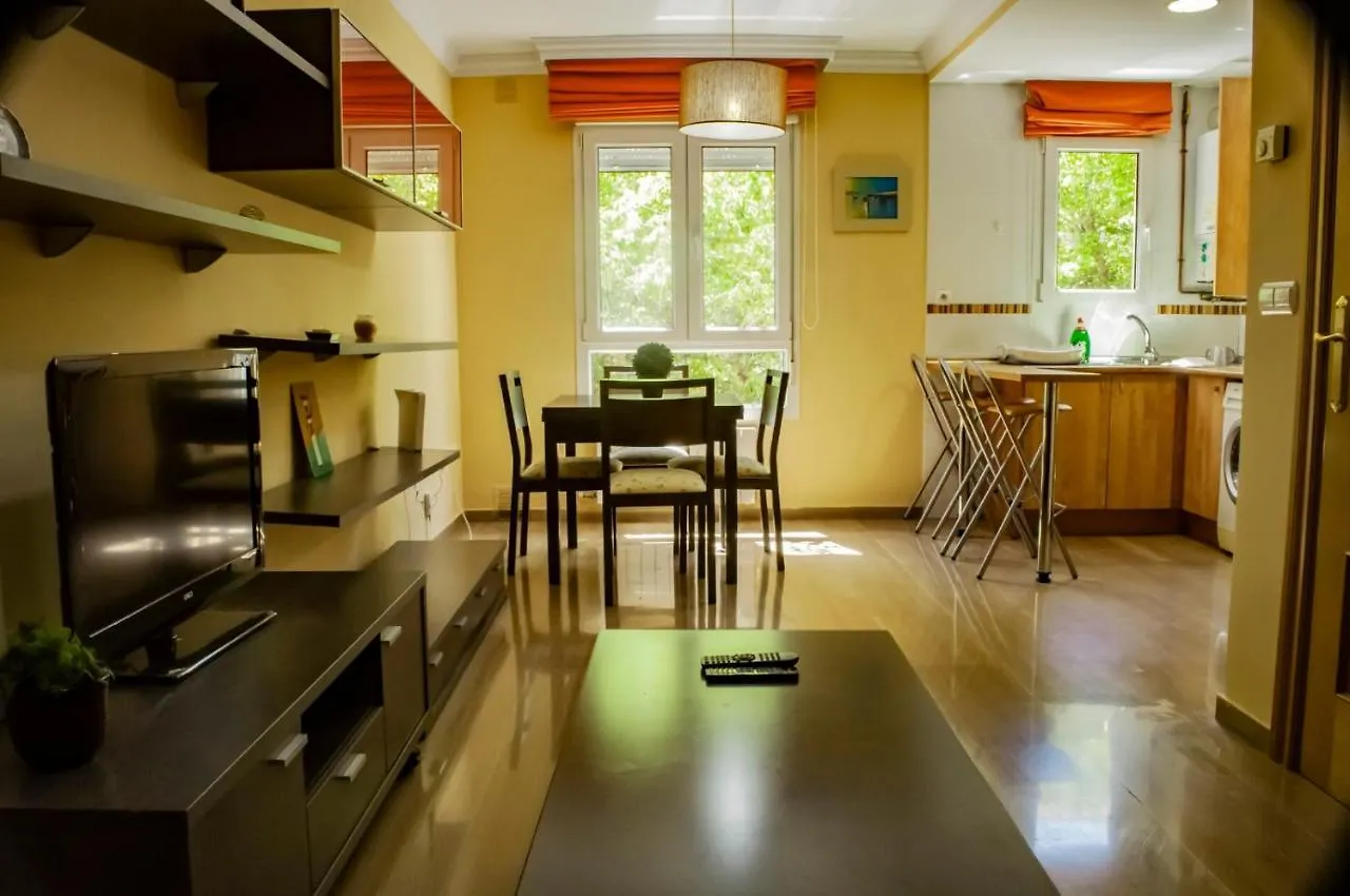 Apartamento Lardelli Granada 0*,  Spain